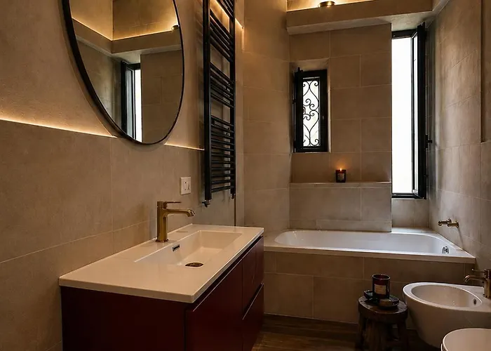 New In Center Sleeps 8 * Rome